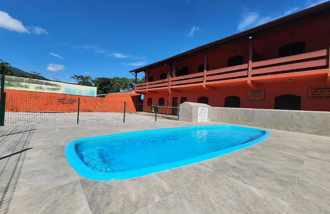 0001.03 - Maranduba - Apto - 2 Dormitório-Ar condicionado - 8 Pessoas - 2 Quadras Do Mar - Piscina - Wi-Fi (Excursão 96 Pessoas)-1